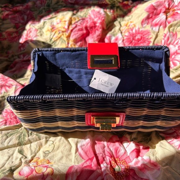 JCrew NWT wicker clutch blue w/ red leather closure - Picture 3 of 11
